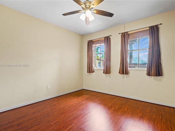 604 SW 107th Ave 706, Pembroke Pines FL 33025