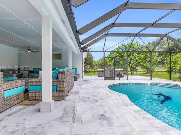 24401 SW 123rd Ave, Homestead FL 33032