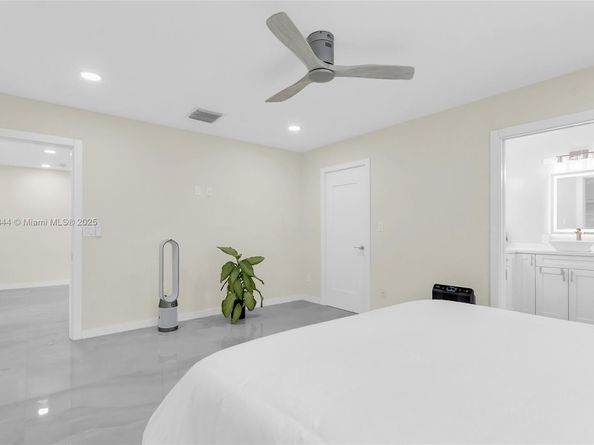 24401 SW 123rd Ave, Homestead FL 33032