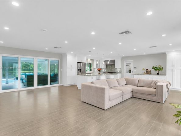 24401 SW 123rd Ave, Homestead FL 33032