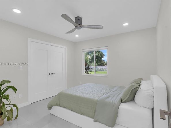 24401 SW 123rd Ave, Homestead FL 33032