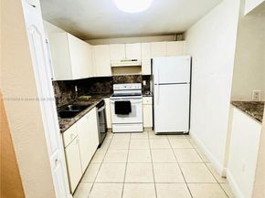 4205 N University Dr 308, Sunrise FL 33351