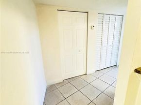 4205 N University Dr 308, Sunrise FL 33351