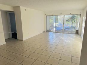 4205 N University Dr 308, Sunrise FL 33351