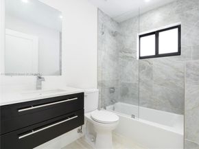 550 NW 143rd St, North Miami FL 33168