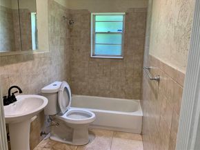 5221 Orange Dr, Davie FL 33314