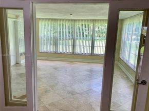 5221 Orange Dr, Davie FL 33314