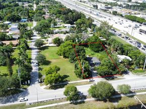5221 Orange Dr, Davie FL 33314