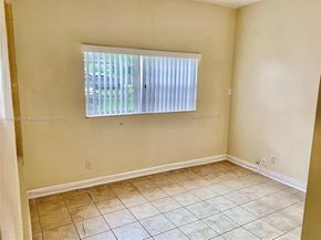 5221 Orange Dr, Davie FL 33314
