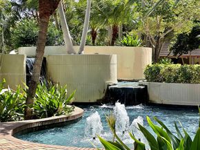 520 Brickell Key Dr A1615, Miami FL 33131