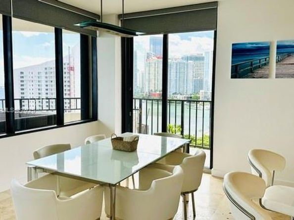 520 Brickell Key Dr A1615, Miami FL 33131