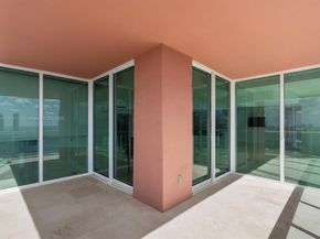 3370 Hidden Bay Dr 3113, Aventura FL 33180