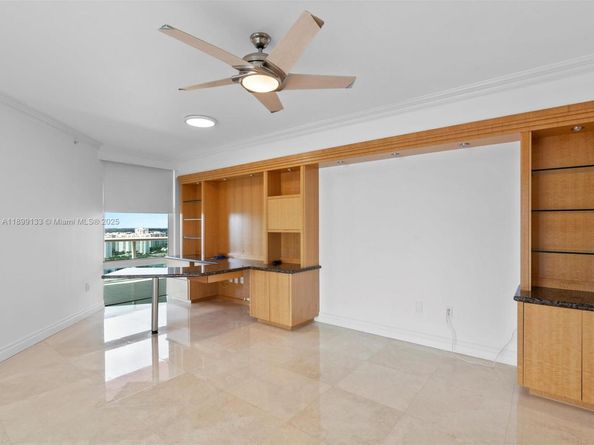 3370 Hidden Bay Dr 3113, Aventura FL 33180