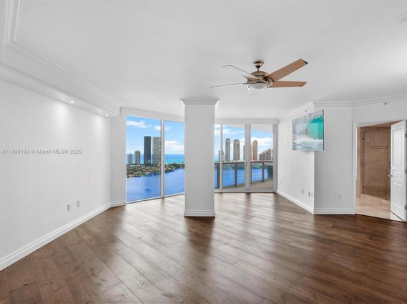 3370 Hidden Bay Dr 3113, Aventura FL 33180