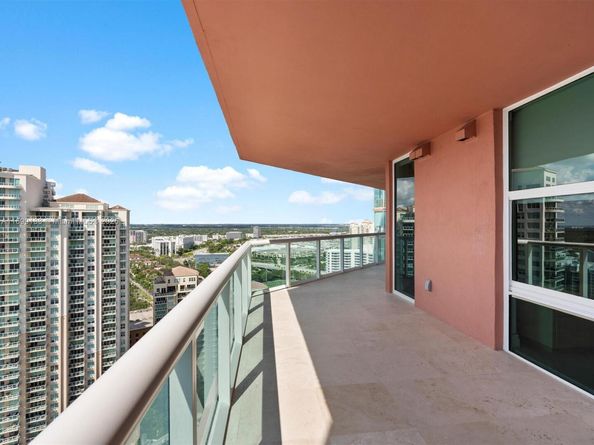 3370 Hidden Bay Dr 3113, Aventura FL 33180