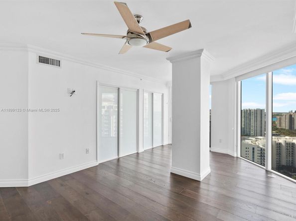 3370 Hidden Bay Dr 3113, Aventura FL 33180