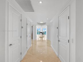3370 Hidden Bay Dr 3113, Aventura FL 33180