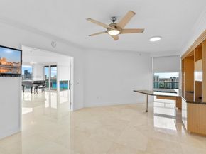 3370 Hidden Bay Dr 3113, Aventura FL 33180
