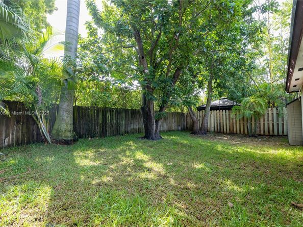 5441 SW 155th Pl, Miami FL 33185