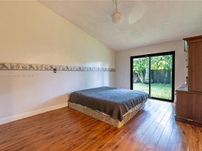 5441 SW 155th Pl, Miami FL 33185