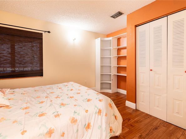 5441 SW 155th Pl, Miami FL 33185