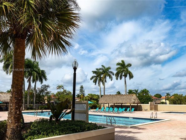 5441 SW 155th Pl, Miami FL 33185