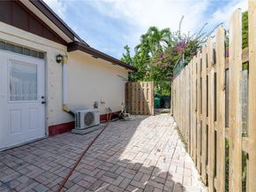 5441 SW 155th Pl, Miami FL 33185