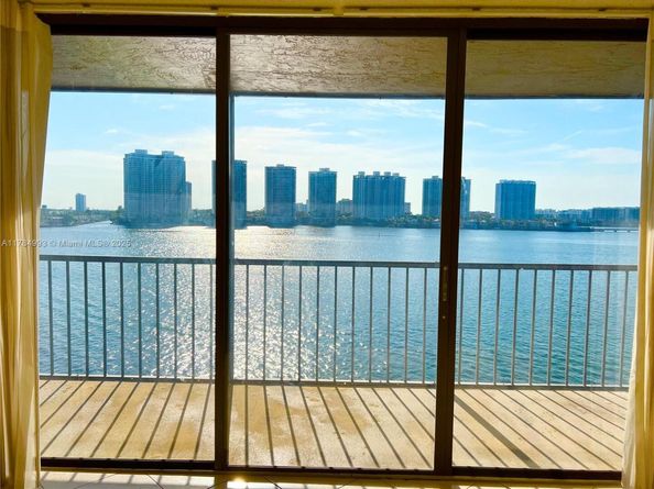 17600 N Bay Rd N701, Sunny Isles Beach FL 33160