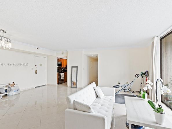 17600 N Bay Rd N701, Sunny Isles Beach FL 33160