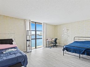 17600 N Bay Rd N701, Sunny Isles Beach FL 33160
