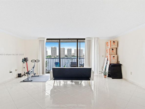 17600 N Bay Rd N701, Sunny Isles Beach FL 33160