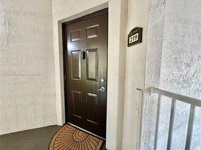 11403 NW 89th St 219, Doral FL 33178