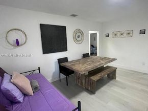 3085 NW 51st St, Miami FL 33142