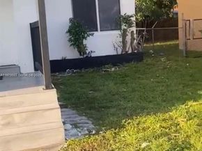 3085 NW 51st St, Miami FL 33142