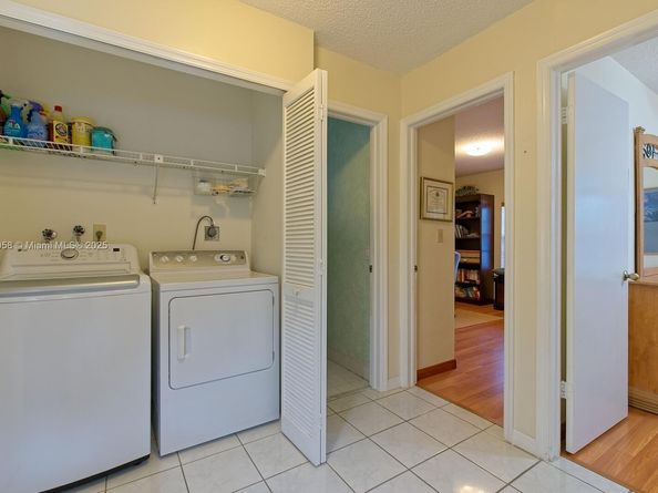 10360 SW 22nd St, Miami FL 33165