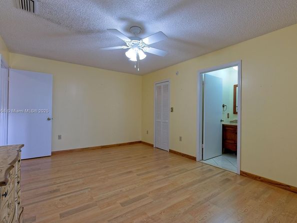 10360 SW 22nd St, Miami FL 33165