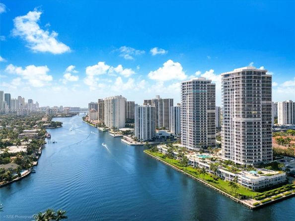 3801 NE 207th St 15AS, Aventura FL 33180