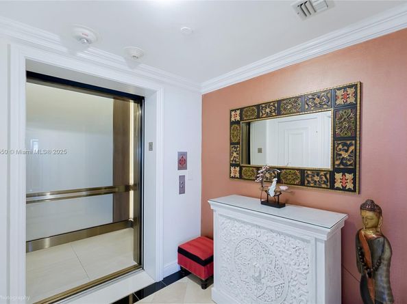 3801 NE 207th St 15AS, Aventura FL 33180