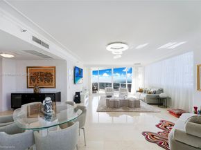 3801 NE 207th St 15AS, Aventura FL 33180