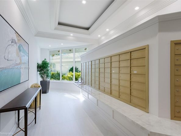 3801 NE 207th St 15AS, Aventura FL 33180