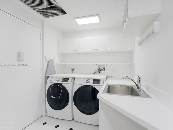 3801 NE 207th St 15AS, Aventura FL 33180