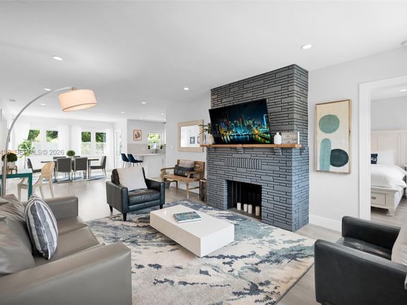 1315 NE 16th Ave, Fort Lauderdale FL 33304