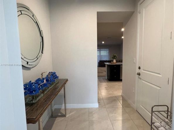 10910 SW 232nd Ter, Homestead FL 33032