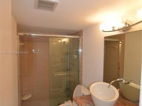 425 SE 11th Ter 402, Dania Beach FL 33004