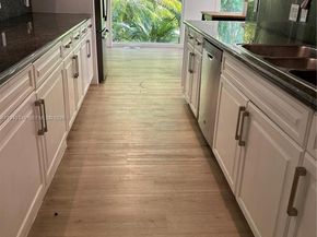 4255 Lennox Dr, Miami FL 33133