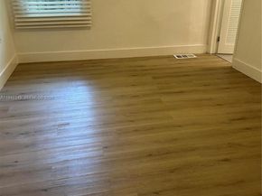 4255 Lennox Dr, Miami FL 33133