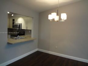 452 NE 210th Circle Ter 2037, Miami FL 33179