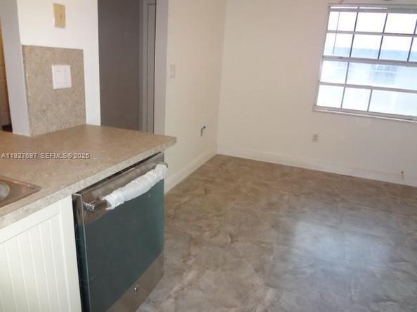 452 NE 210th Circle Ter 2037, Miami FL 33179