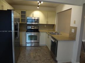 452 NE 210th Circle Ter 2037, Miami FL 33179