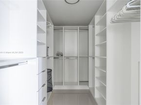 488 NE 18th St 2210, Miami FL 33132